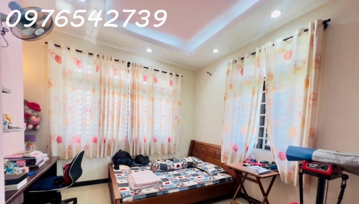 CẦN BÁN, BIỆT THỰ VƯỜN, ẤP HƯNG LÂN, BÀ ĐIỂM, 192M2, 9.0 TỶ TL, HẺM Ô TÔ 7 CHỔ